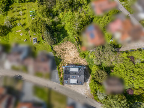 Erstbezug! Exklusives und luxuriöses Einfamilienhaus mit ca. 1950 m² Grundstück in Pliezhausen